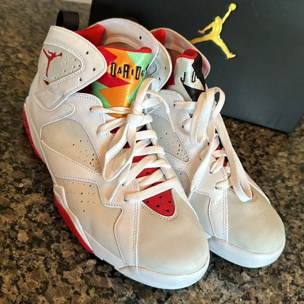 Air Jordan Hare 7 Retro White and Red Sneakers EUC 10.5